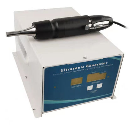 家/包装産業のための28kHz Autotuningの手持ち型の電子超音波Riveting溶接機